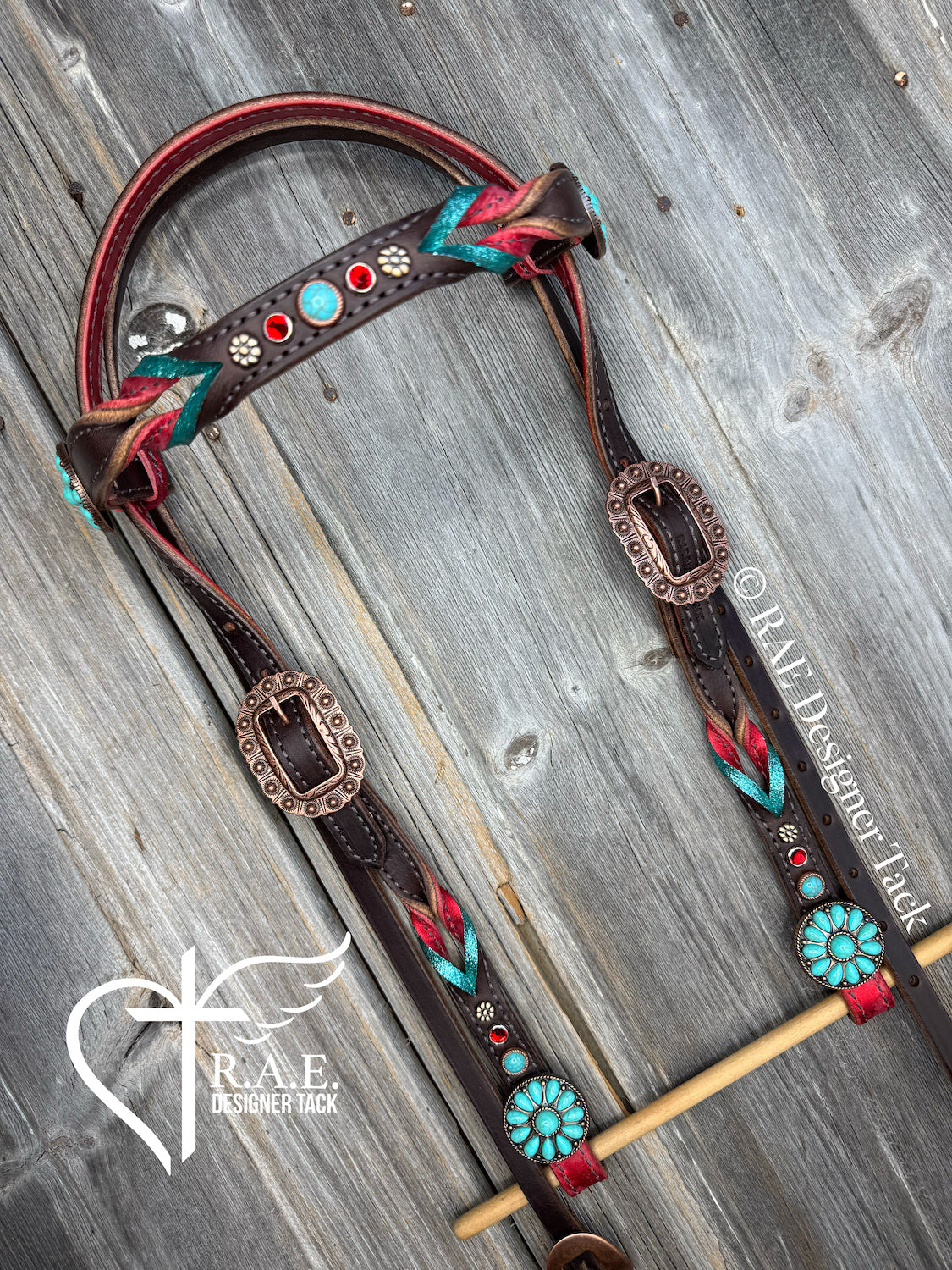 The Seis in Red & Turquoise